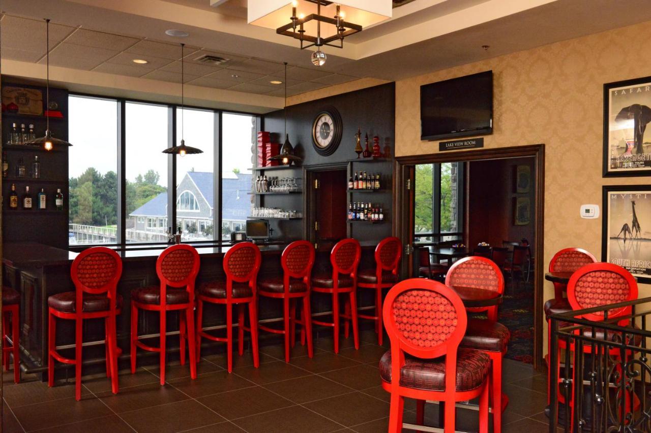 Shoreline Inn & Conference Center, Ascend Hotel Collection マスキーゴン エクステリア 写真