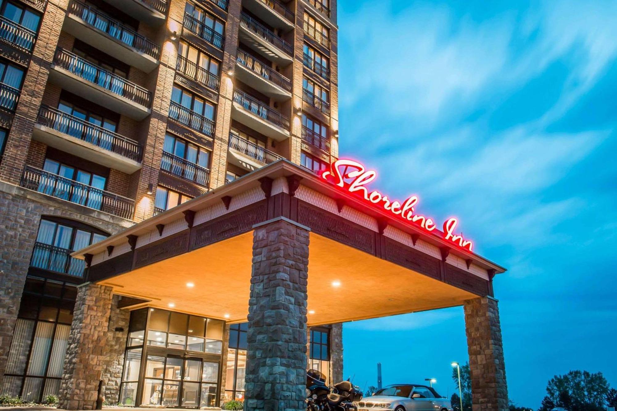 Shoreline Inn & Conference Center, Ascend Hotel Collection マスキーゴン エクステリア 写真